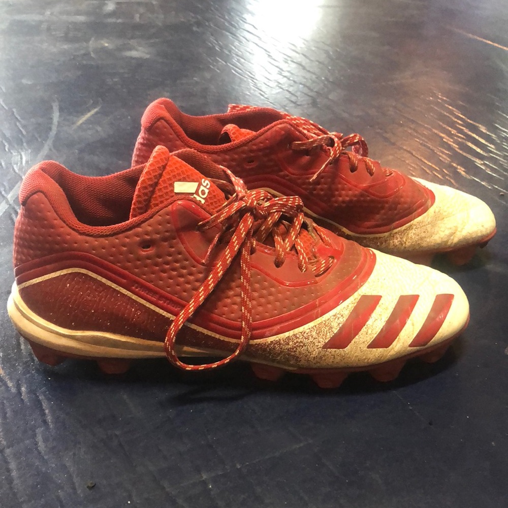 Adidas Icon V Mid cleats